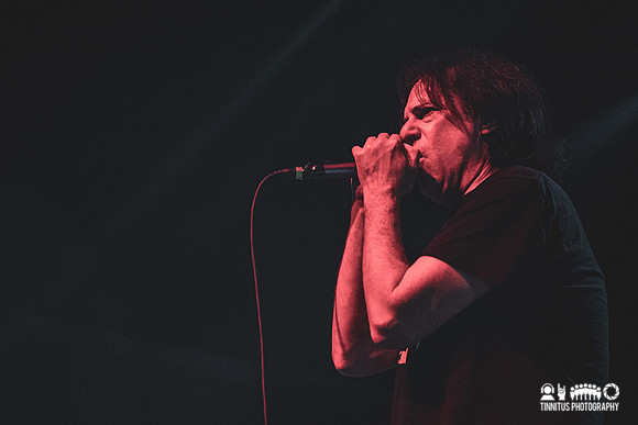 Negative Approach in concert