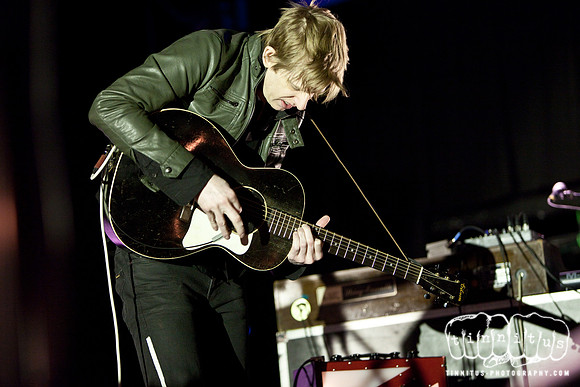 Spoon in concert