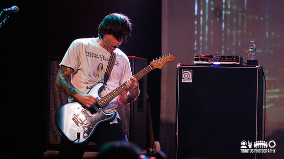 Cave In in concert