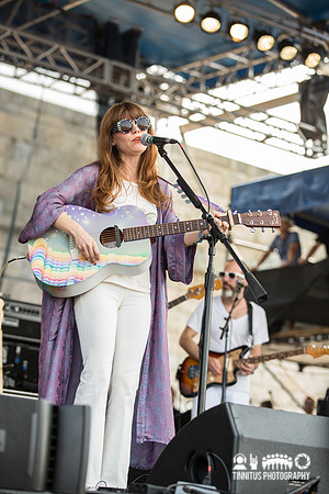 Jenny Lewis in concert