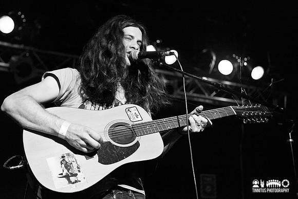 Kurt Vile and The Violators in concert