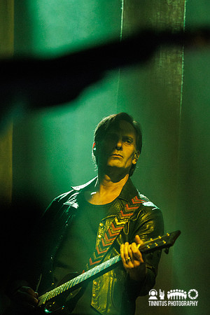 Queens of the Stone Age in concert