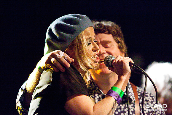 Kay Hanley in concert at Hot Stove Cool Music