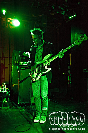 Mission of Burma in concert