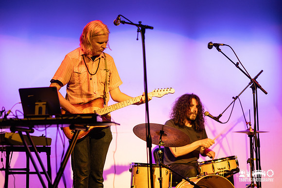 The Folk Implosion in concert