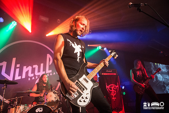 Tombstones in concert
