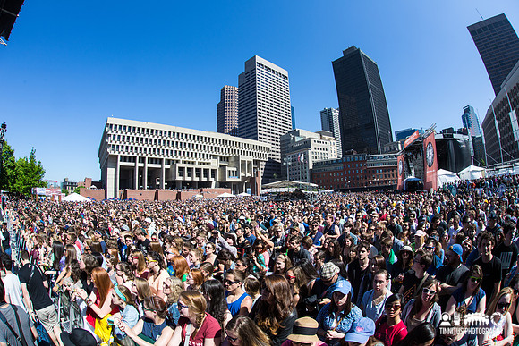 Kurt Vile and The Violators in concert