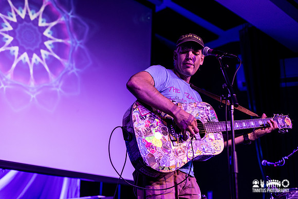 Jeffrey Lewis in concert