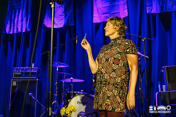 Mini Mekons in concert