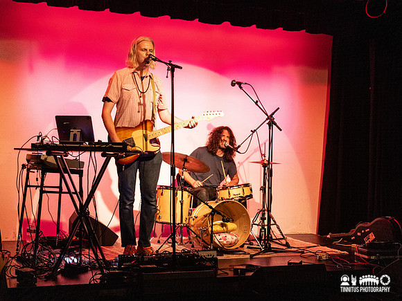 The Folk Implosion in concert