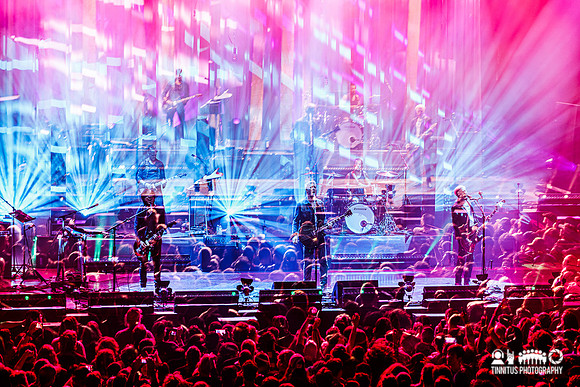 Queens of the Stone Age in concert