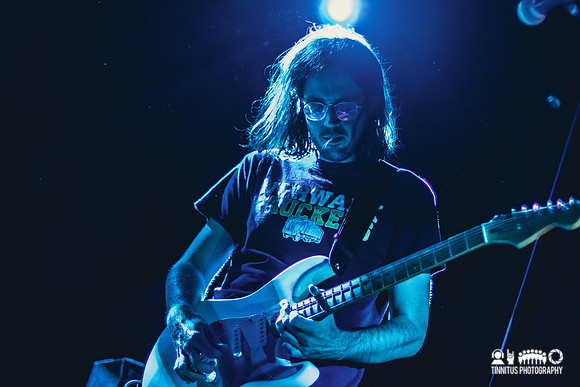 Cloud Nothings in concert