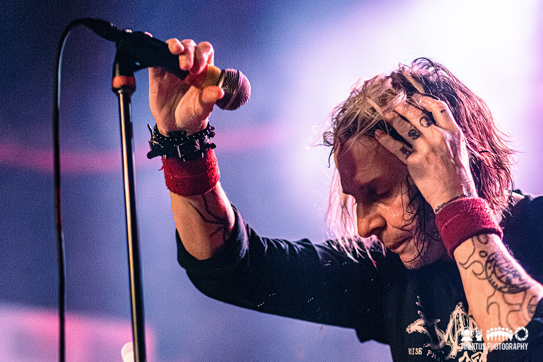 Eyehategod in concert