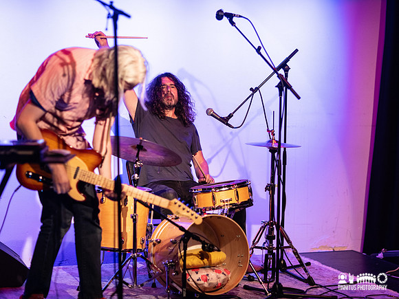 The Folk Implosion in concert