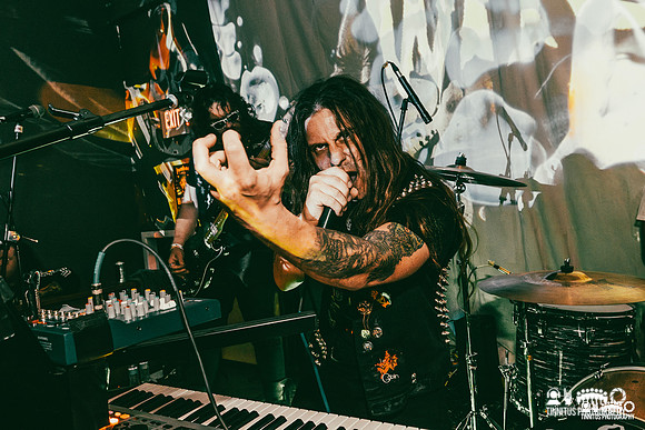 Acid Witch in concert