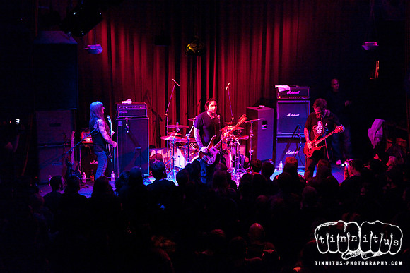 Shrinebuilder in concert