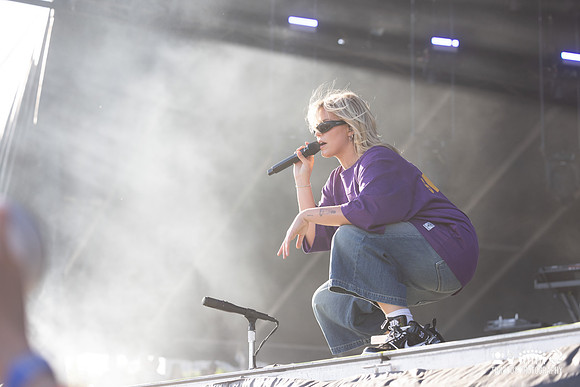 Renee Rapp in concert