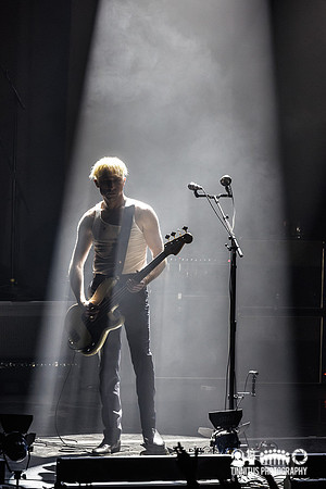 Queens of the Stone Age in concert