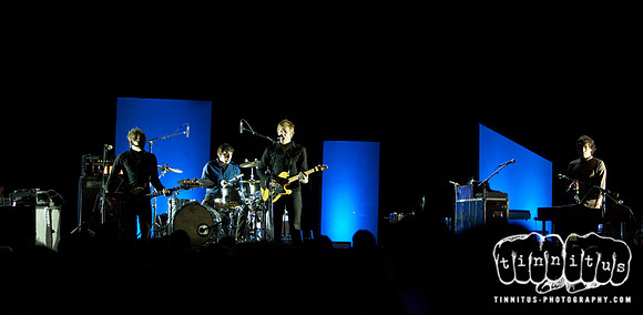Spoon in concert