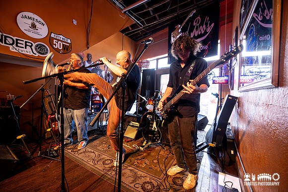 Teenage FBI in concert