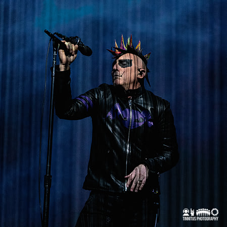 Tool in concert