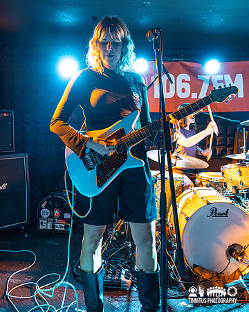 Blonde Revolver in concert