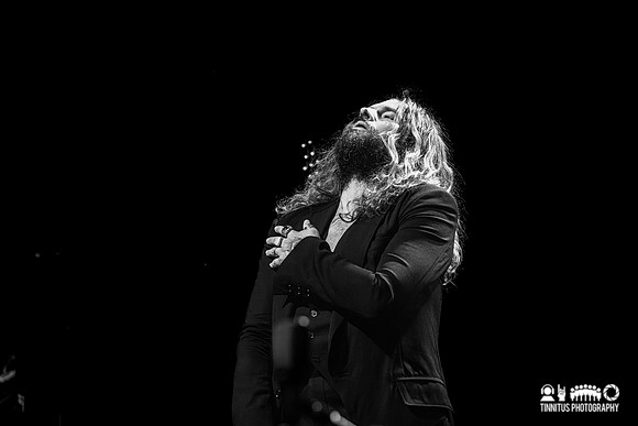 Rival Sons in concert