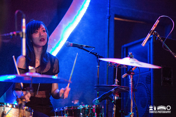 Dum Dum Girls in concert