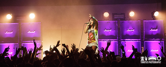 Sleigh Bells in concert