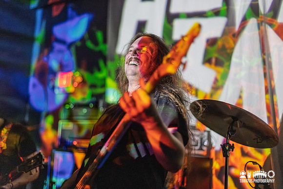 Howling Giant in concert