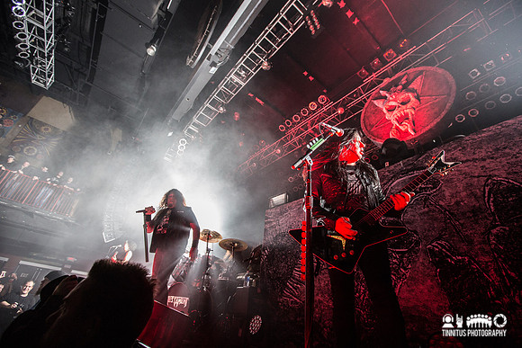Testament in concert