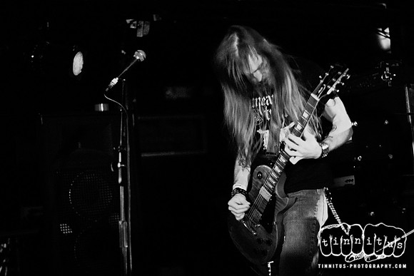 Black Pyramid in concert