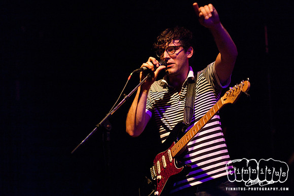 Real Estate in concert