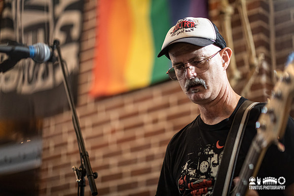 Worshipper in concert