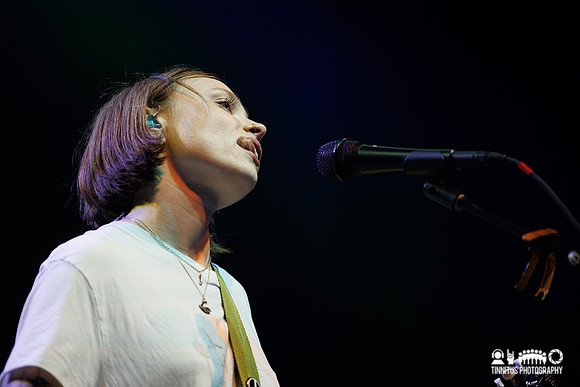Momma in concert
