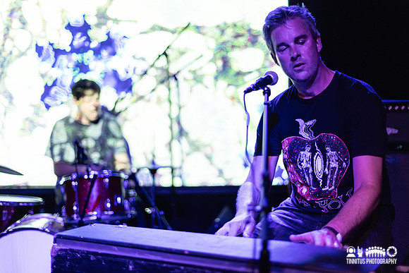 Oneida in concert