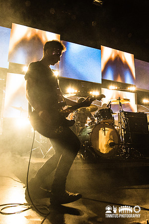 Slowdive in concert